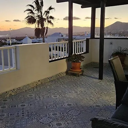 公寓 Sunset House Lanzarote- House In With Sea View *