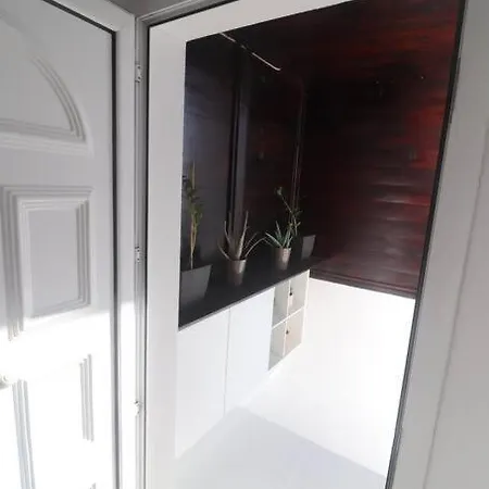 公寓 Sunset House Lanzarote- House In With Sea View
